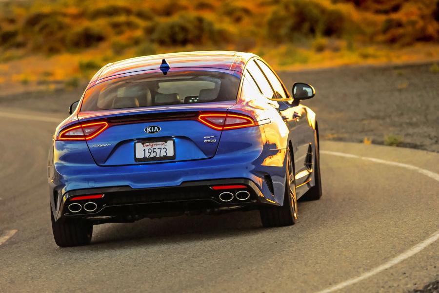  Kia Stinger GT AWD (CK) 2017 года  (NA) (фото 7 из 42)